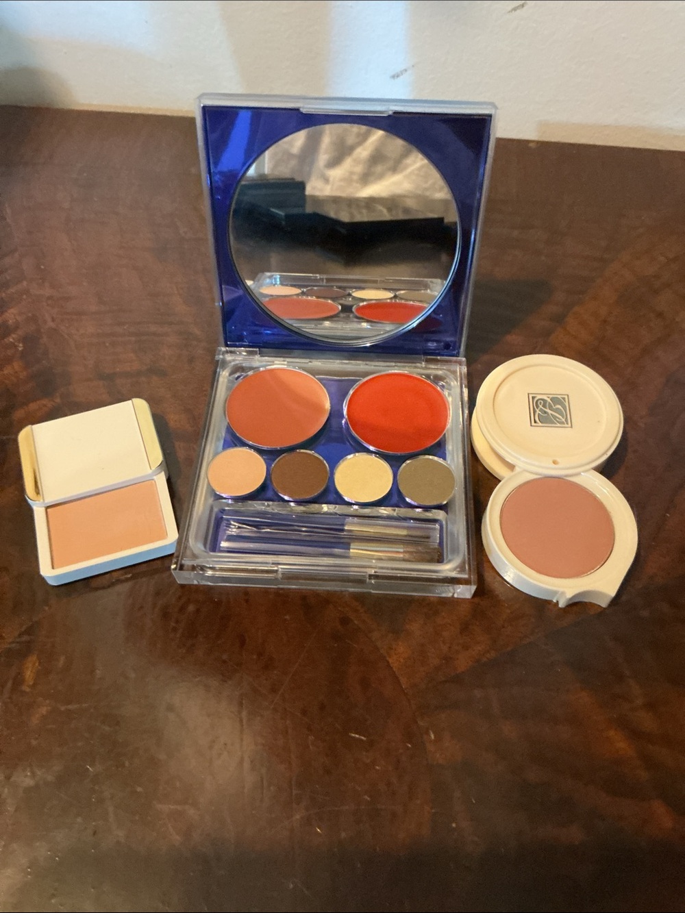 LOT X 3 ESTEE LAUDER MAKEUP
